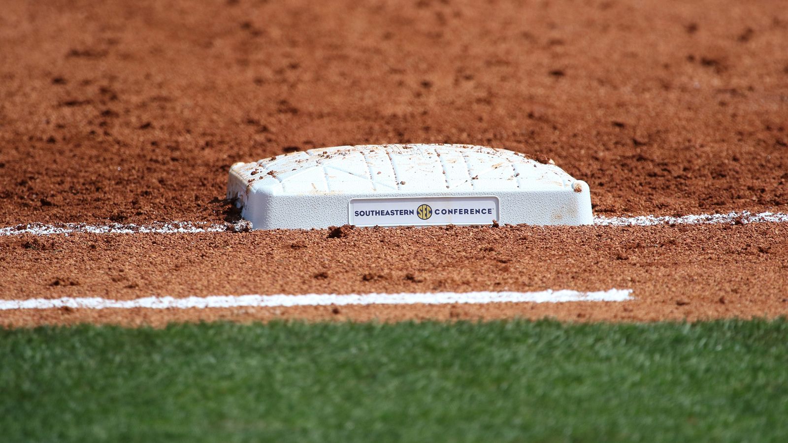 SEC Baseball Tournament Blog: Monday