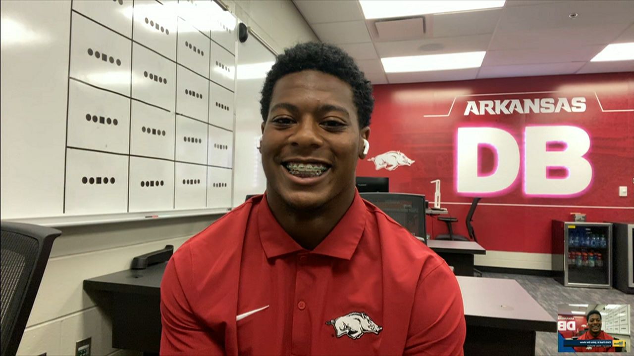 Hogs' Paul Jr. clarifies lineage, sisters' influence